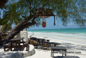 Forty Thieves Bar, Diani Beach