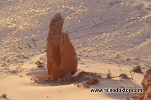 Rote Klippen in der Mongolei