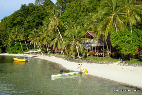 Togian Island Strand