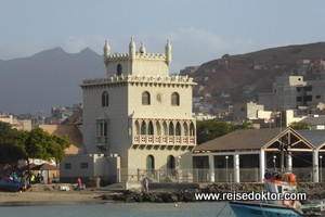 Die Hafenstadt Mindelo auf São Vicente