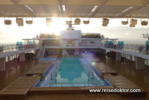 Mein Schiff 4 Pooldeck