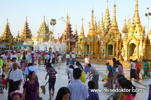 Shwedagon Pagoda Yangon