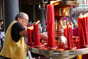 Longshan Temple